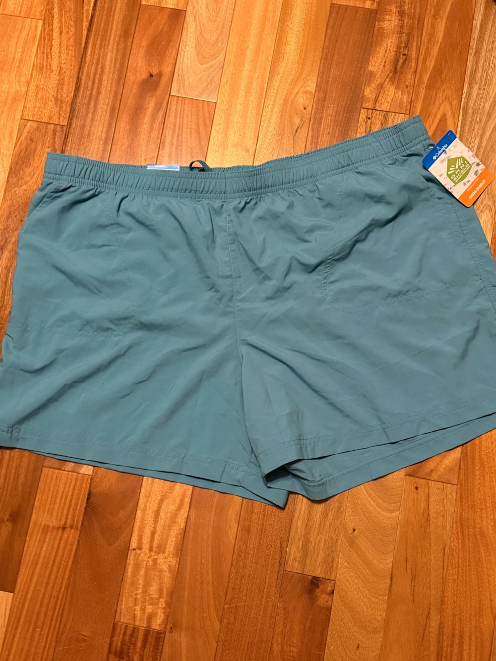 NWT Columbia Women’s Teal Athletic Shorts